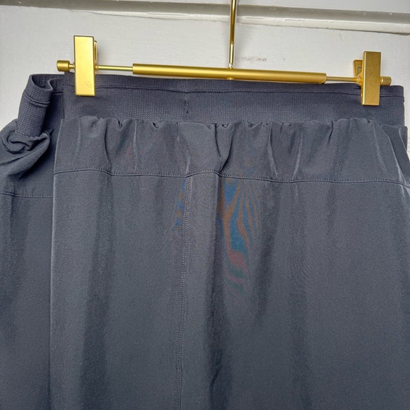 Fabletics Black The Fundamental Short II 7 Inch Inseam Athletic Gym 4X - Picture 11 of 15